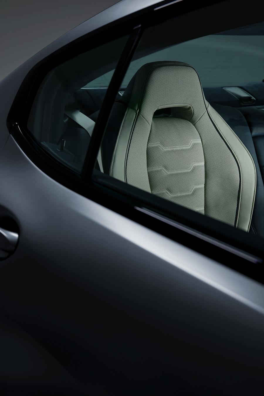 Детали экстерьера BMW M850i xDrive Gran Coupe (G16) 2019 года  (WW) (фото 125 из 152)